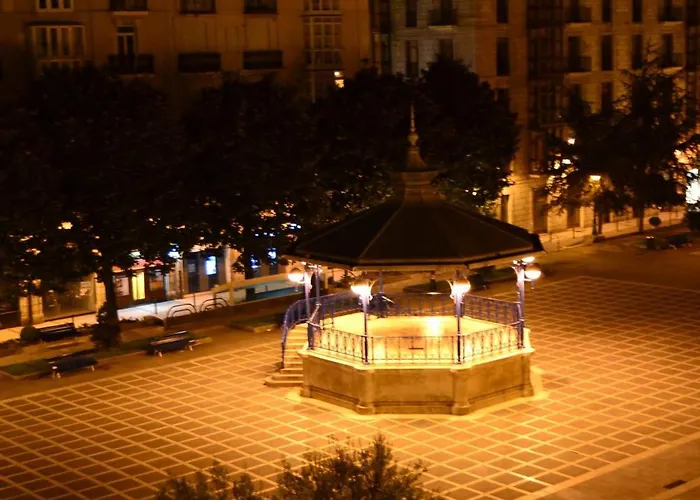 Plaza Pombo B&B - Hostal